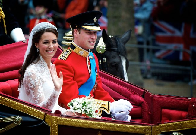 WILLIAM & KATE: A ROYAL WEDDING MINUTE BY MINUTE